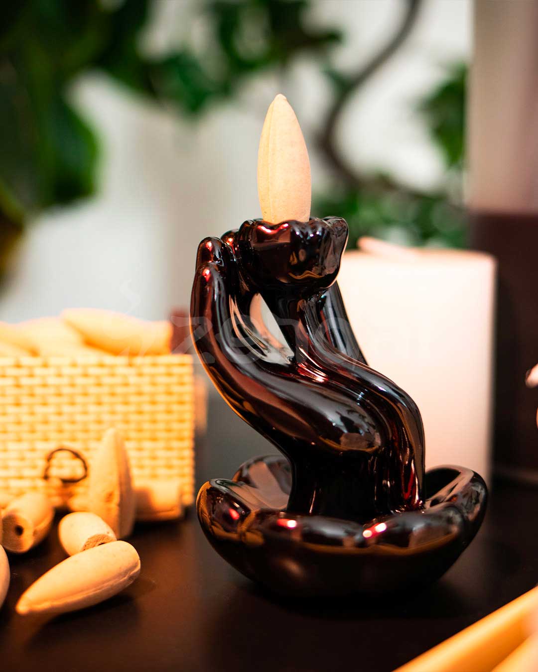 Hand Lotus Backflow Incense Burner3.jpg