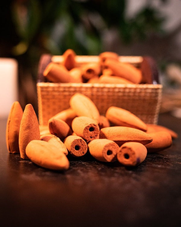 Serene Sandalwood Backflow Incense Cones 50pcs 3.jpg