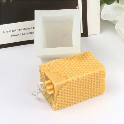 beeswax candle natural.jpg
