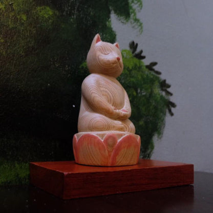luci cat meditating cat statue 2.jpg